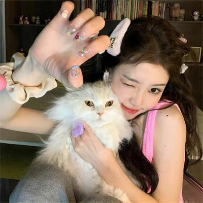 驼背人与舞女 在线观看